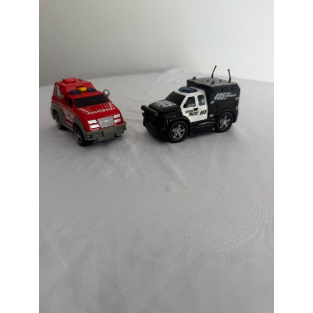 Matchbox Hero City Fire Truck and Police Mobile Communications Unit Set of 2